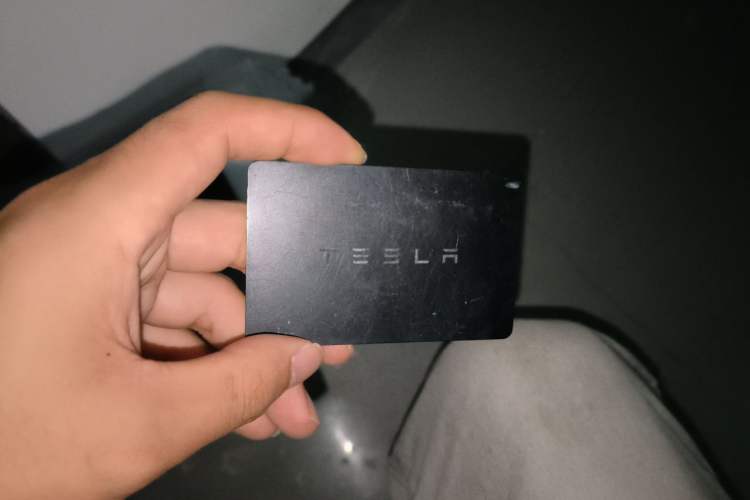 Used Tesla Model Y 2022 Revised Version Long-Range All-Wheel Drive Vehicle Key
