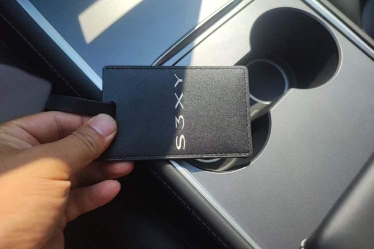 Used Tesla Model Y 2022 Revised Version Rear-Wheel Drive Vehicle Key