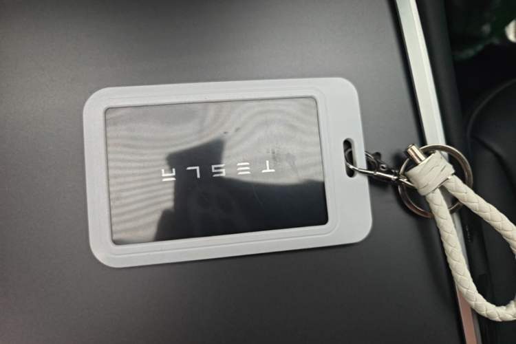 Used Tesla Model Y 2022 Revised Version Rear-Wheel Drive Vehicle Key