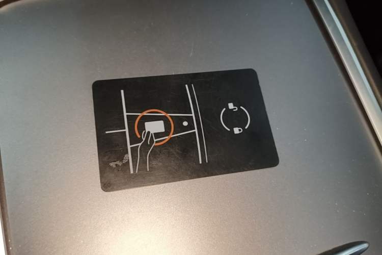 Used Tesla Model Y 2022 Rear-Wheel-Drive Version Vehicle Key