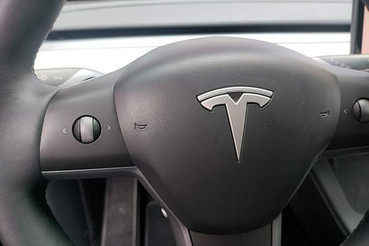 Used Tesla Model Y 2022 Revised Version Long-Range All-Wheel Drive Vehicle Key