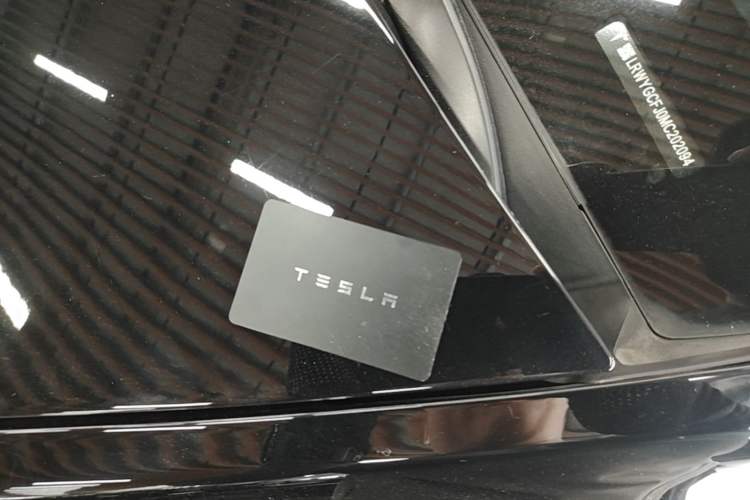 Used Tesla Model Y 2022 Rear-Wheel-Drive Version Vehicle Key