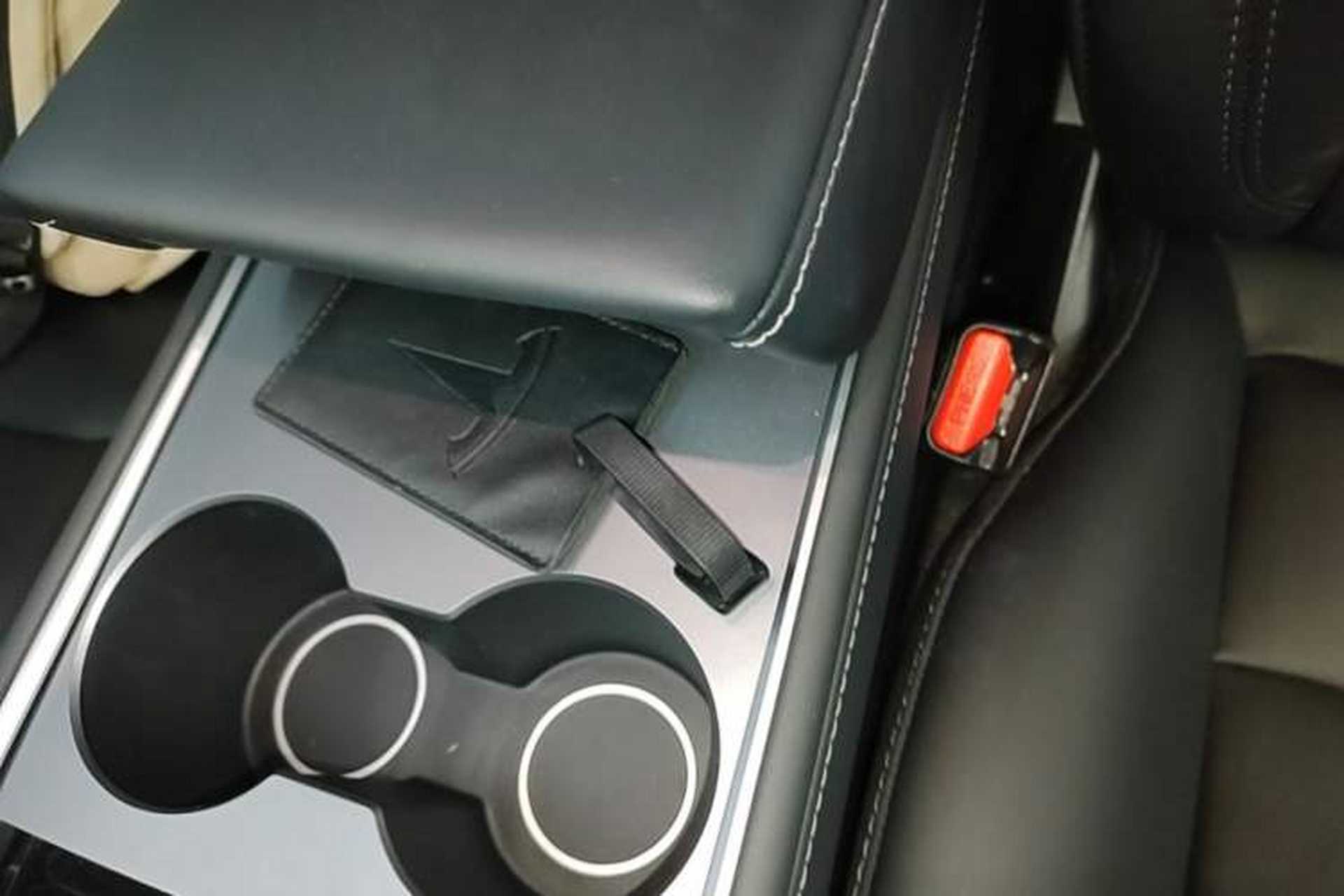 Used Tesla Model Y 2022 Revised Version Rear-Wheel Drive Vehicle Key