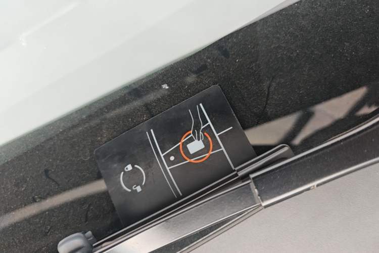 Used Tesla Model Y 2022 Performance High-Performance All-Wheel-Drive Version Vehicle Key