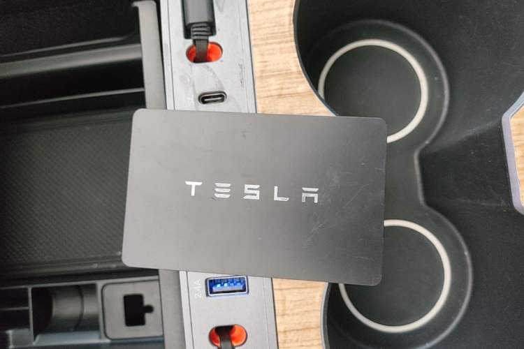 Used Tesla Model Y 2022 Revised Version Rear-Wheel Drive Vehicle Key