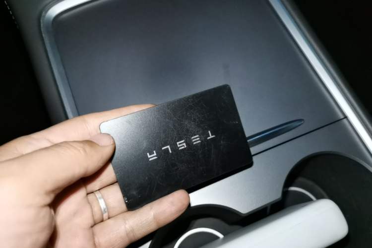 Used Tesla Model Y 2022 Revised Version Rear-Wheel Drive Vehicle Key