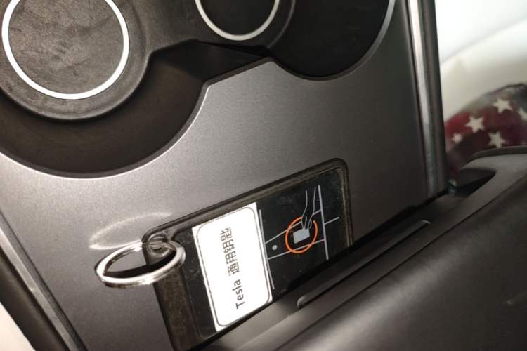 Used Tesla Model Y 2022 Rear-Wheel-Drive Version Vehicle Key
