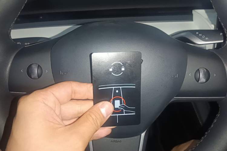 Used Tesla Model Y 2022 Revised Version Rear-Wheel Drive Vehicle Key