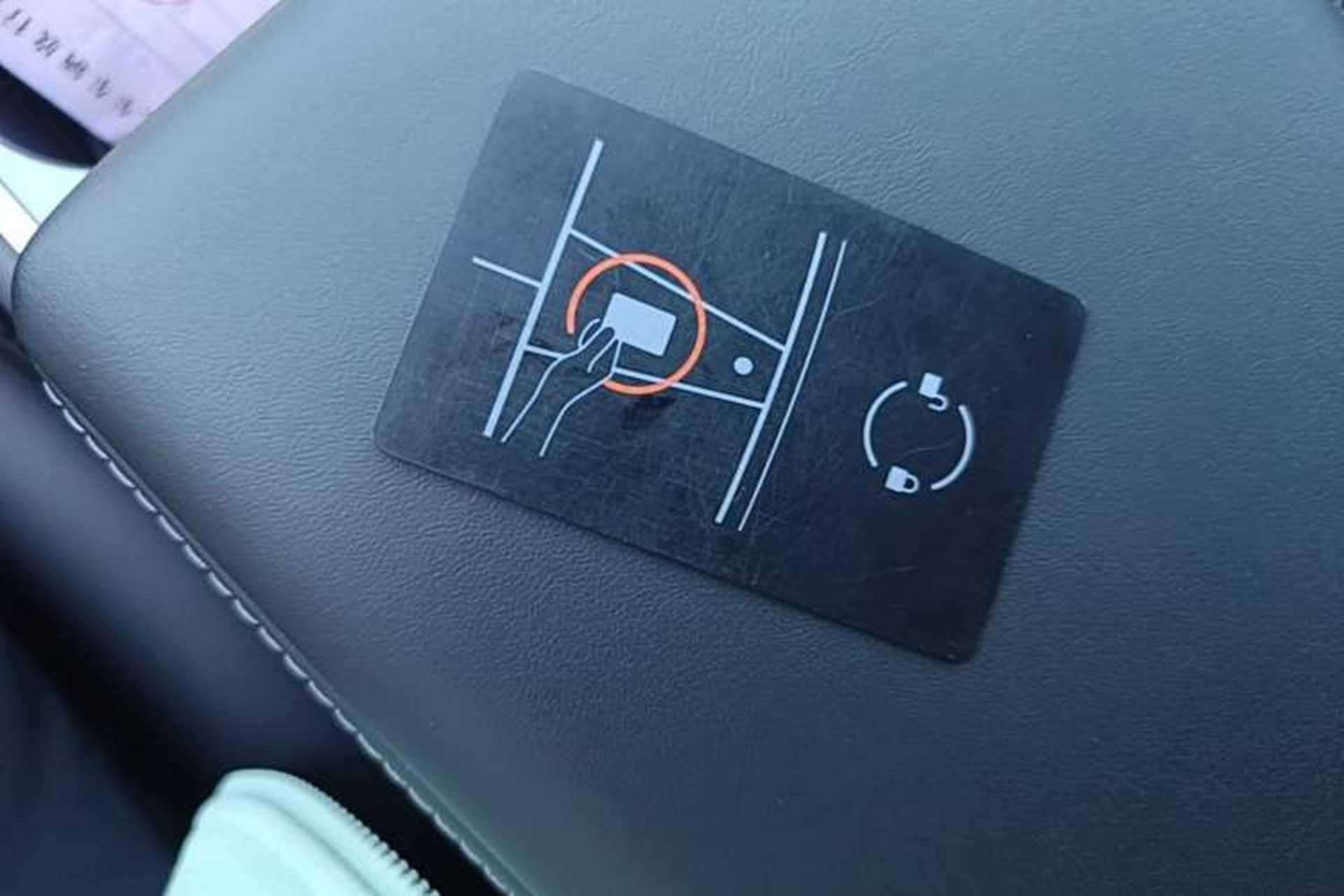 Used Tesla Model Y 2022 Performance High-Performance All-Wheel-Drive Version Vehicle Key