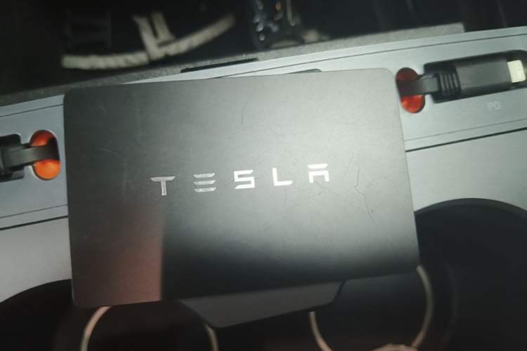 Used Tesla Model Y 2022 Revised Version Rear-Wheel Drive Vehicle Key