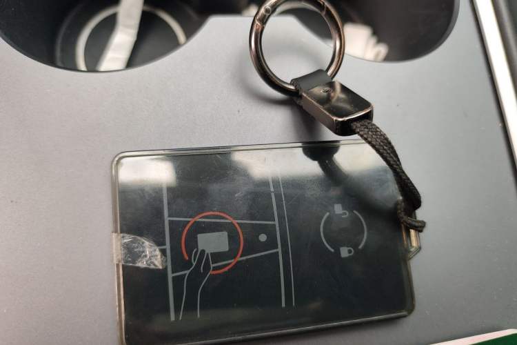 Used Tesla Model Y 2022 Rear-Wheel-Drive Version Vehicle Key