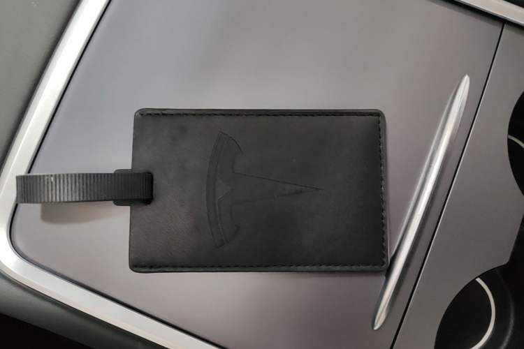 Used Tesla Model Y 2022 Revised Version Rear-Wheel Drive Vehicle Key