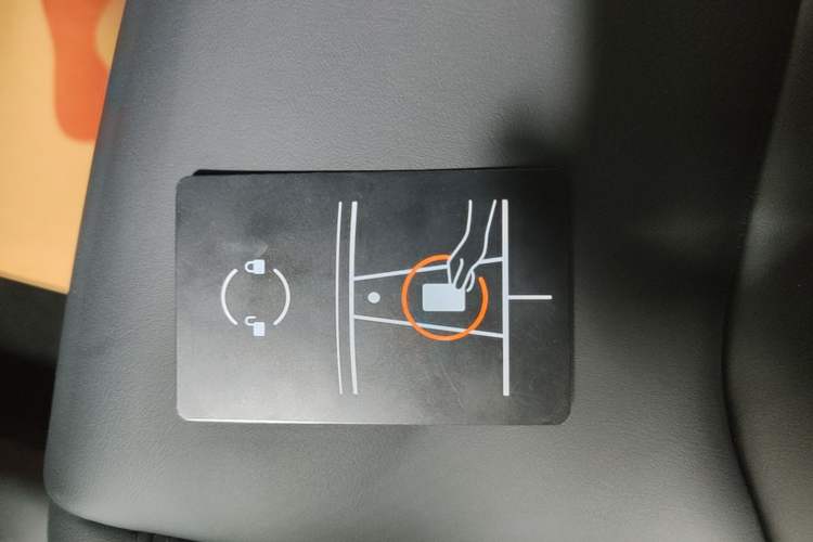 Used Tesla Model Y 2022 Revised Version Rear-Wheel Drive Vehicle Key