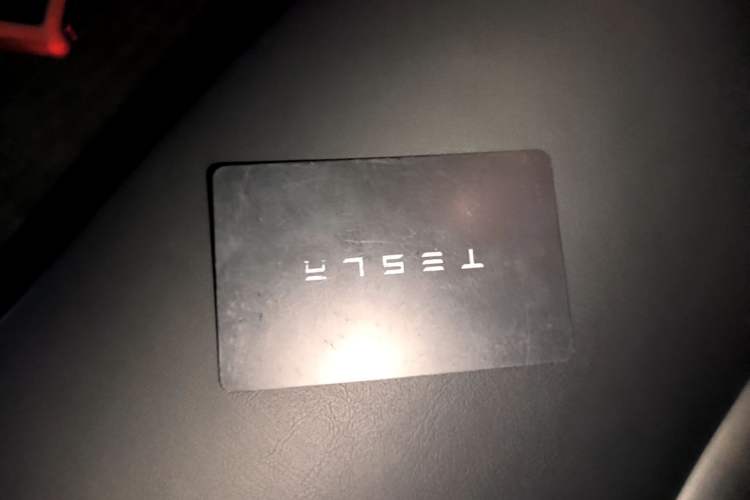Used Tesla Model Y 2022 Rear-Wheel-Drive Version Vehicle Key