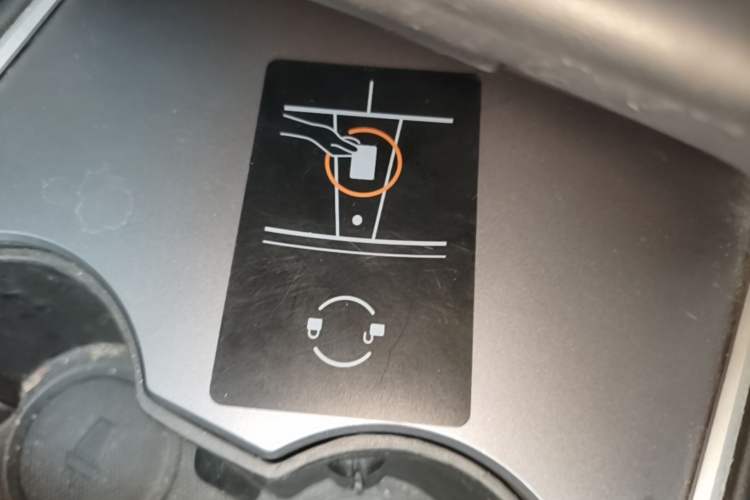 Used Tesla Model Y 2022 Rear-Wheel-Drive Version Vehicle Key