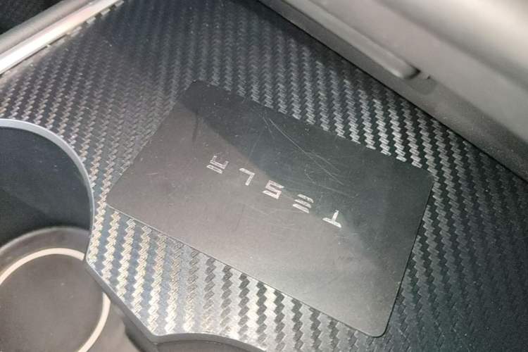 Used Tesla Model Y 2022 Revised Version Long-Range All-Wheel Drive Vehicle Key