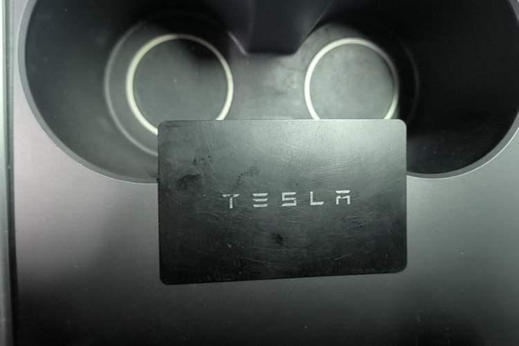 Used Tesla Model Y 2022 Rear-Wheel-Drive Version Vehicle Key