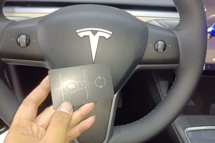 Used Tesla Model Y 2022 Revised Version Rear-Wheel Drive Vehicle Key