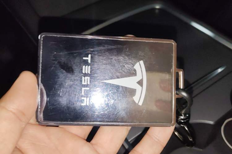 Used Tesla Model Y 2022 Revised Version Long-Range All-Wheel Drive Vehicle Key
