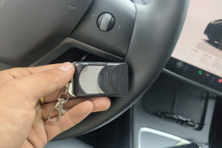 Used Tesla Model Y 2022 Revised Version Rear-Wheel Drive Vehicle Key