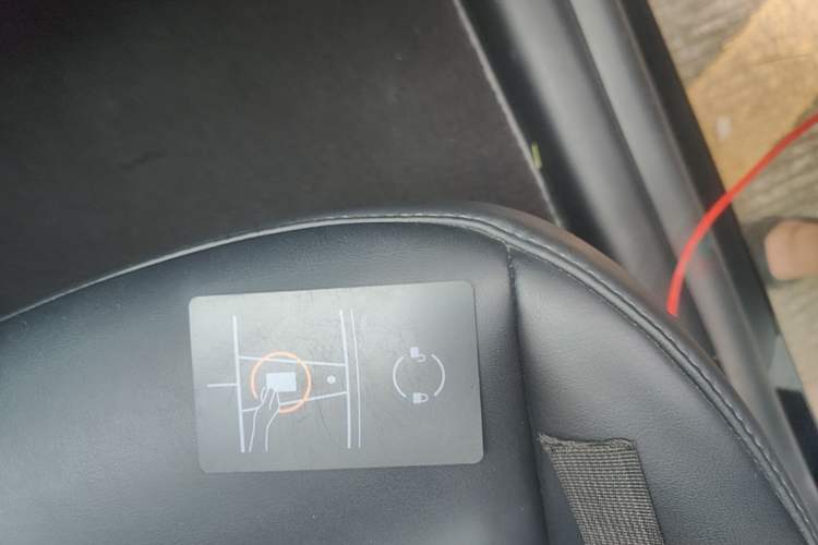 Used Tesla Model Y 2022 Rear-Wheel-Drive Version Vehicle Key