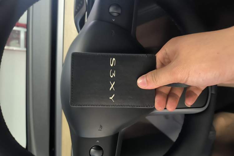 Used Tesla Model Y 2022 Revised Version Rear-Wheel Drive Vehicle Key