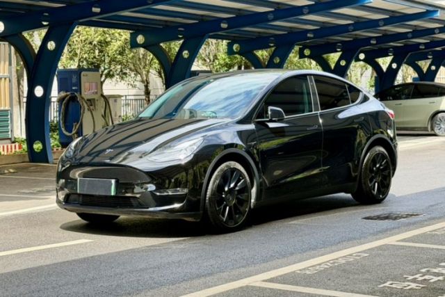 Used Tesla Model Y 2022 Revised Version Long-Range All-Wheel Drive