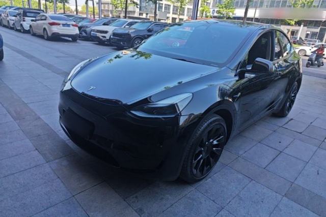 Used Tesla Model Y 2022 Rear-Wheel-Drive Version