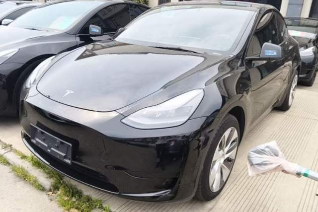 Used Tesla Model Y 2022 Rear-Wheel-Drive Version