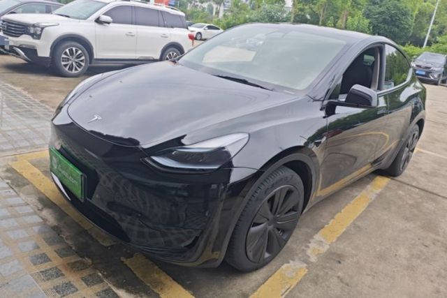 Used Tesla Model Y 2022 Rear-Wheel-Drive Version
