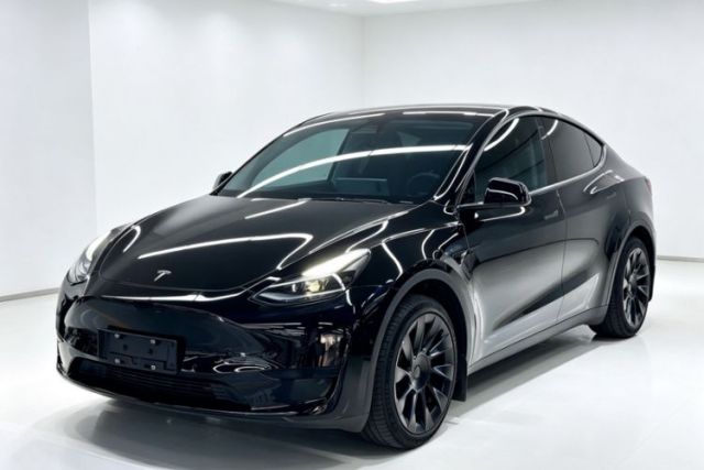 Used Tesla Model Y 2022 Rear-Wheel-Drive Version