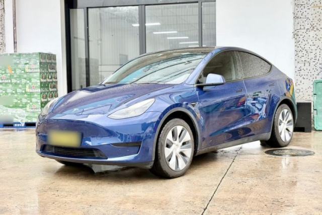 Ojetý Tesla Model Y 2022 Revised Version Rear-Wheel Drive