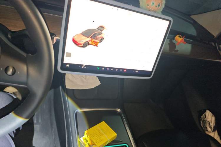 Used Tesla Model Y 2022 Revised Version Rear-Wheel Drive Audio And AC Panel