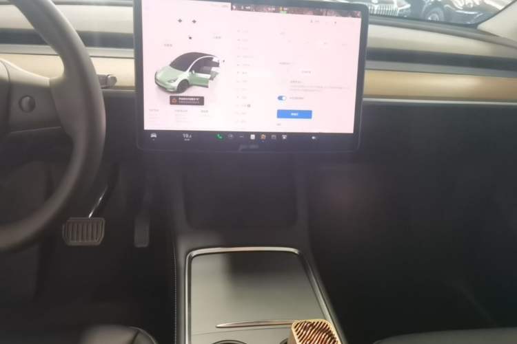 Used Tesla Model Y 2022 Rear-Wheel-Drive Version Audio And AC Panel