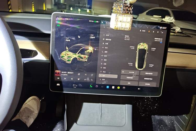 Used Tesla Model Y 2022 Rear-Wheel-Drive Version Audio And AC Panel