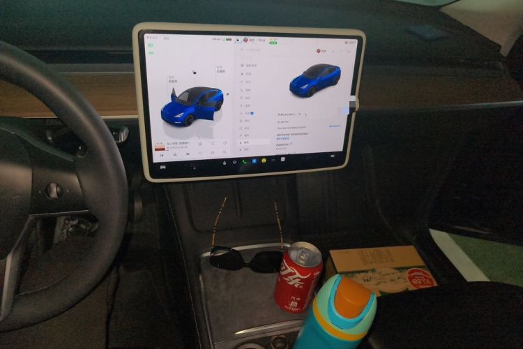 Used Tesla Model Y 2022 Rear-Wheel-Drive Version Audio And AC Panel