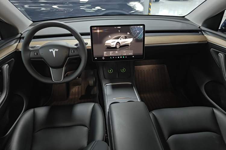 Used Tesla Model Y 2022 Revised Version Rear-Wheel Drive Center Console