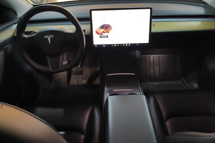 Used Tesla Model Y 2022 Rear-Wheel-Drive Version Center Console