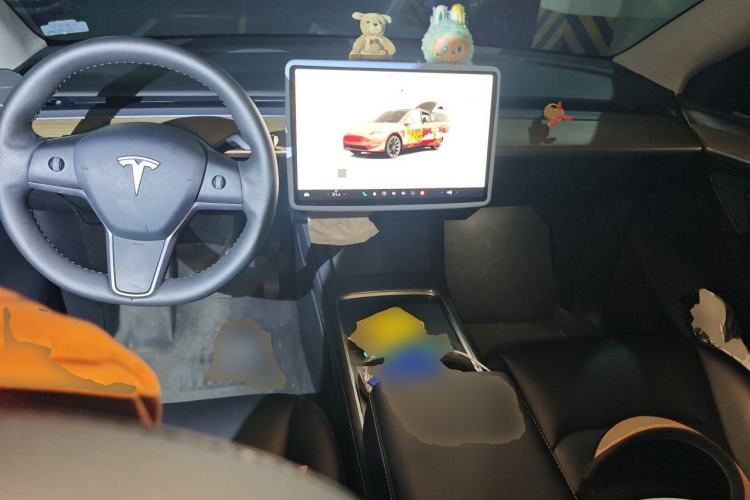 Used Tesla Model Y 2022 Revised Version Rear-Wheel Drive Center Console