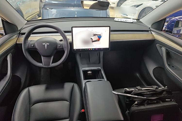 Used Tesla Model Y 2022 Revised Version Rear-Wheel Drive Center Console