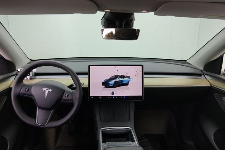 Used Tesla Model Y 2022 Revised Version Long-Range All-Wheel Drive Center Console