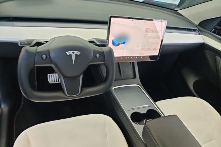 Used Tesla Model Y 2022 Performance High-Performance All-Wheel-Drive Version Center Console