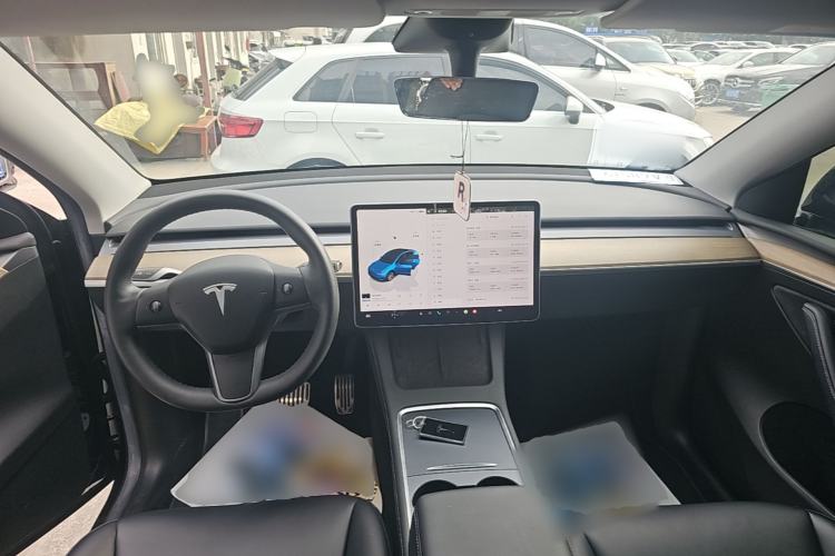 Used Tesla Model Y 2022 Revised Version Rear-Wheel Drive Center Console