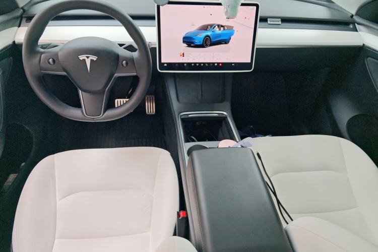 Used Tesla Model Y 2022 Performance High-Performance All-Wheel-Drive Version Center Console
