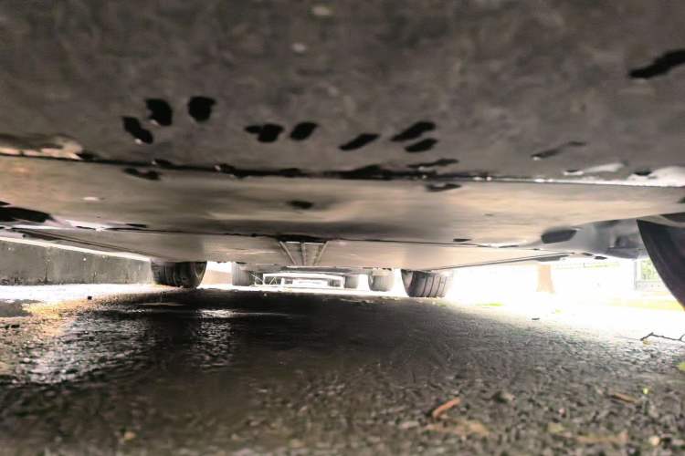 Used Tesla Model Y 2022 Rear-Wheel-Drive Version Chassis Front