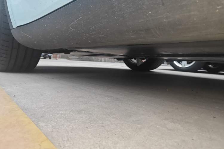 Used Tesla Model Y 2022 Long-Range All-Wheel-Drive Version Chassis Front Left