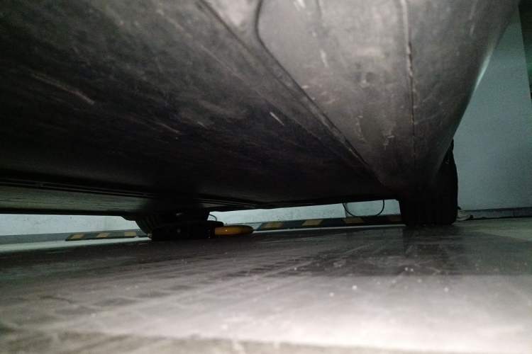 Used Tesla Model Y 2022 Rear-Wheel-Drive Version Chassis Front Left