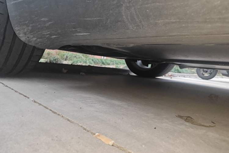 Used Tesla Model Y 2022 Long-Range All-Wheel-Drive Version Chassis Rear Right