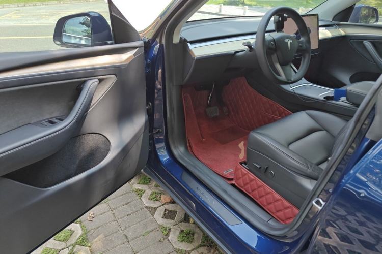 Used Tesla Model Y 2022 Rear-Wheel-Drive Version Driver Seat