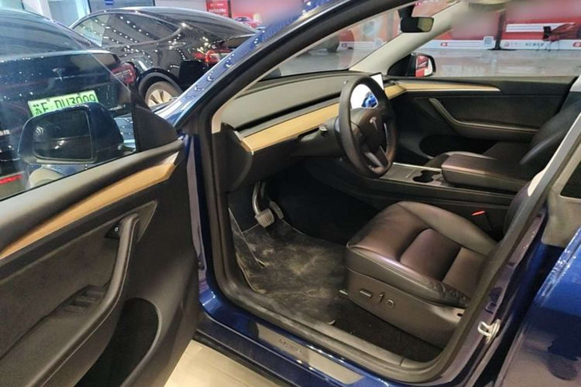 Used Tesla Model Y 2022 Rear-Wheel-Drive Version Driver Seat